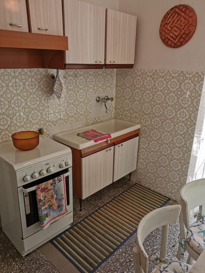Апартаменты A Casa Di Alecarla Леричи Экстерьер фото