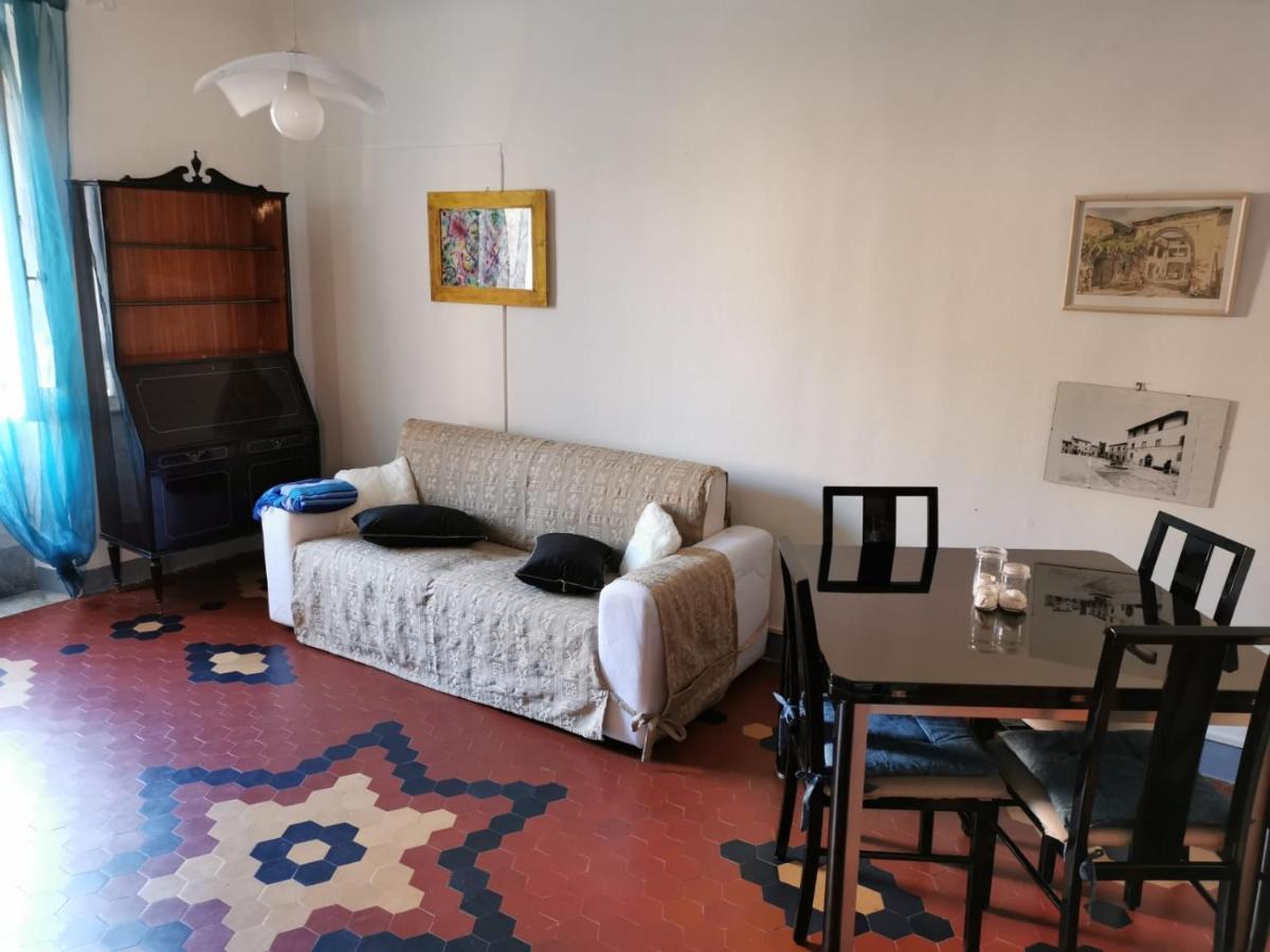 Апартаменты A Casa Di Alecarla Леричи Экстерьер фото